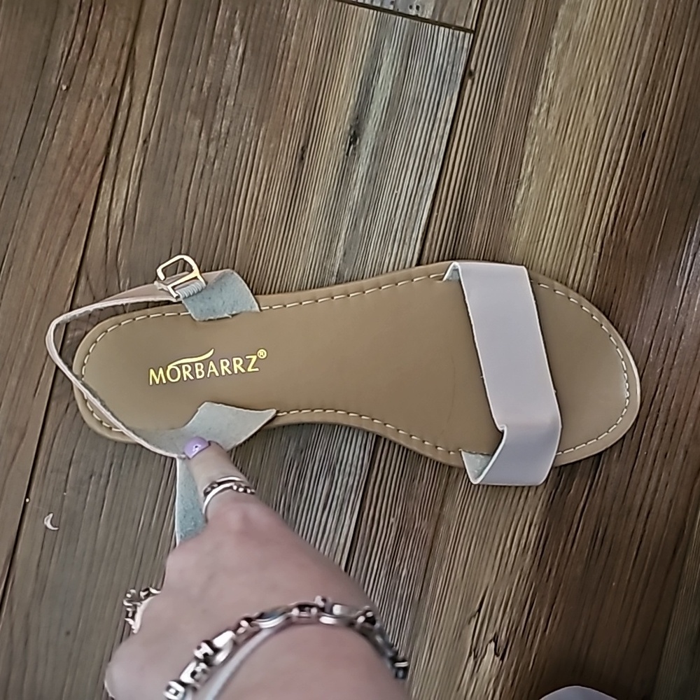 Morbarrz size 9 Light pink sandal